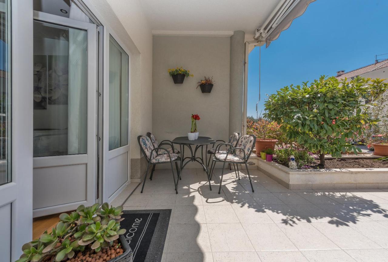 Long Apartment Makarska Luaran gambar