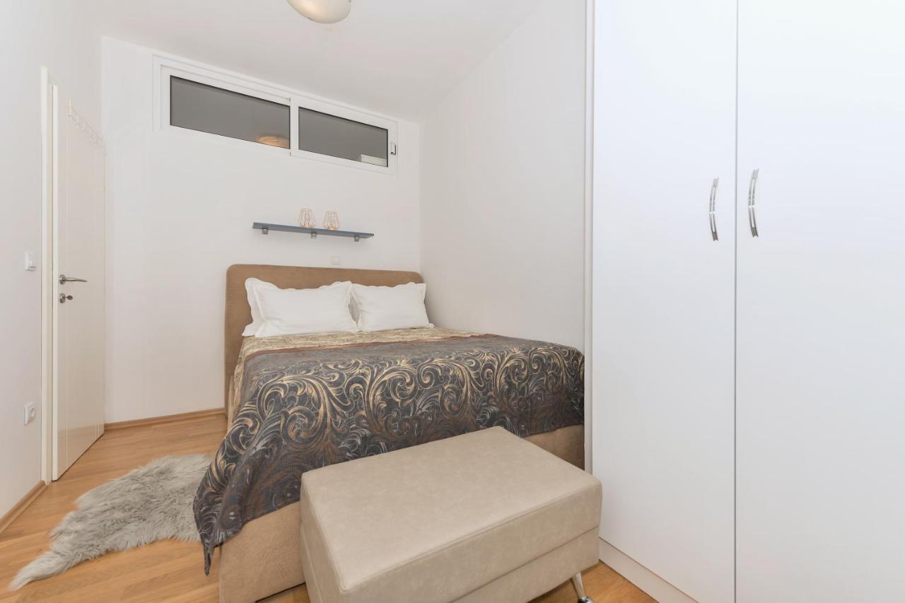 Long Apartment Makarska Luaran gambar