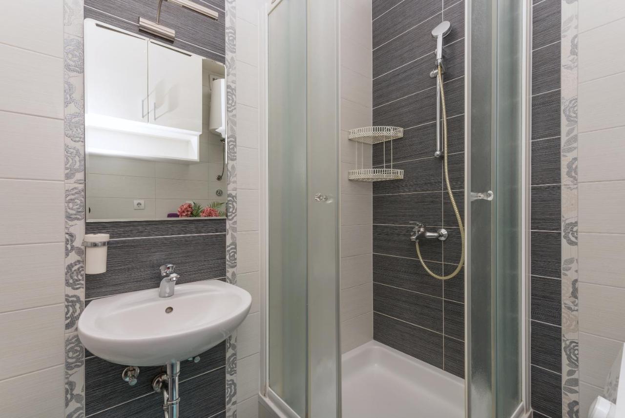 Long Apartment Makarska Luaran gambar