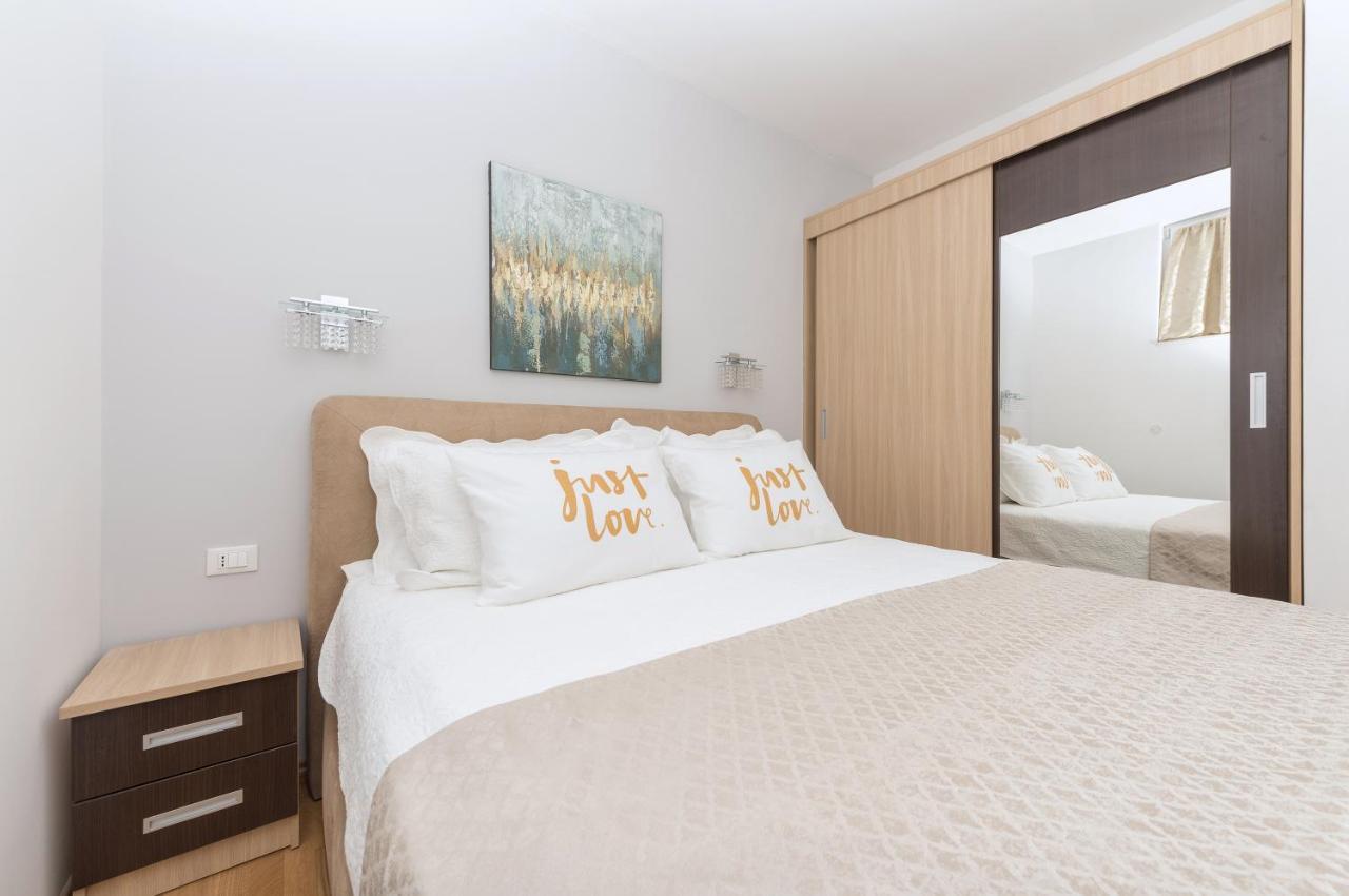 Long Apartment Makarska Luaran gambar